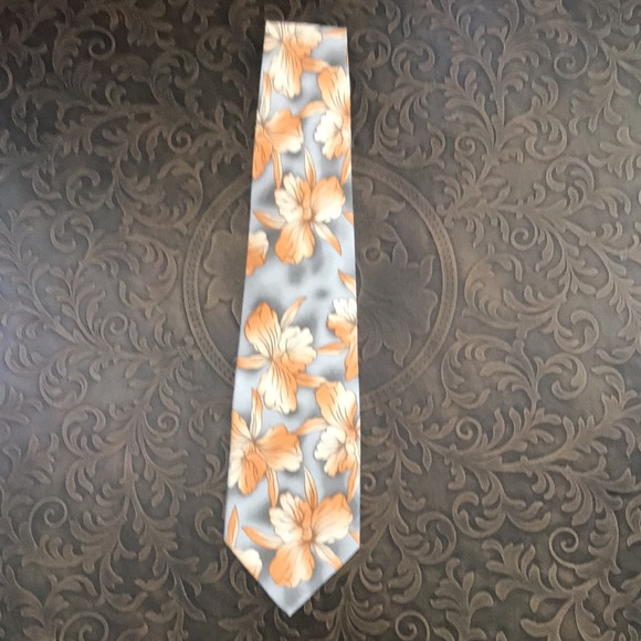 Vintage Off Island Tommy Bahama Hawaiian Tie - Picture 3 of 10